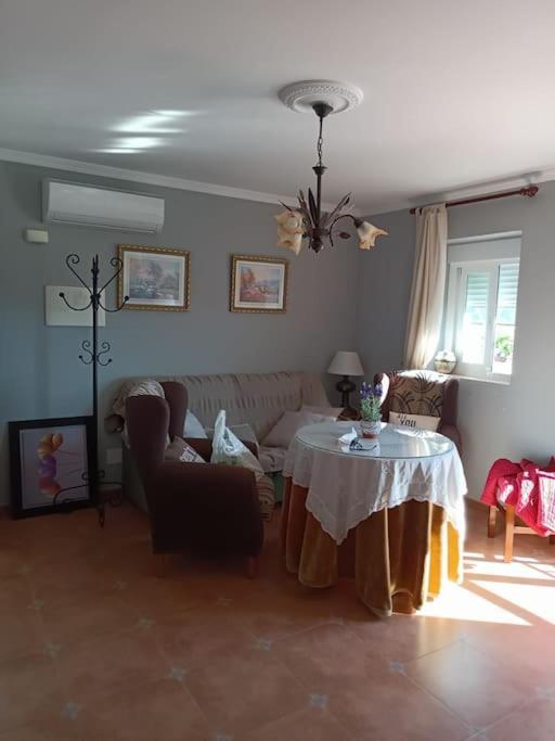 Villa La Casita Cortes de la Frontera Esterno foto